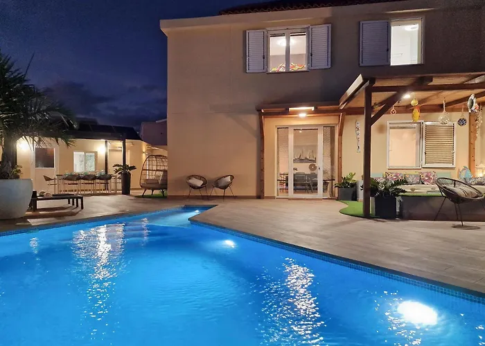 La Casa De Playa - Piscina Y Jacuzzi A 50m Del Mar 펜션 *